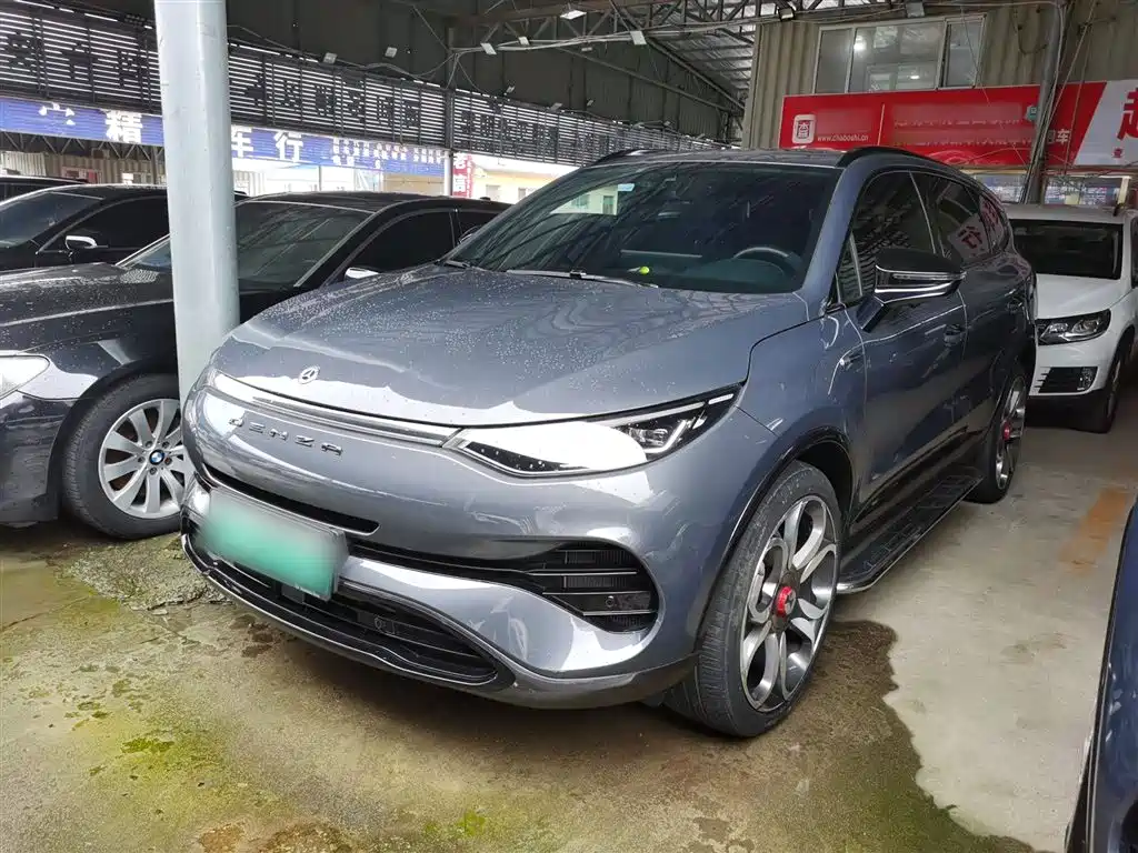 Спортивная версия Denza X 2020 PHEV