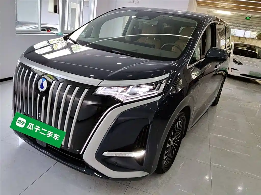 Denza D9 2022 EV 600 four-wheel drive flagship model