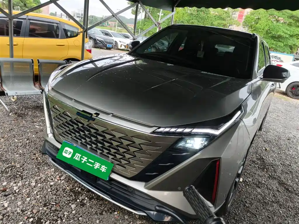Changan Auchan Z6 2022 Blue Whale 1.5T DCT Intelligent Voyager