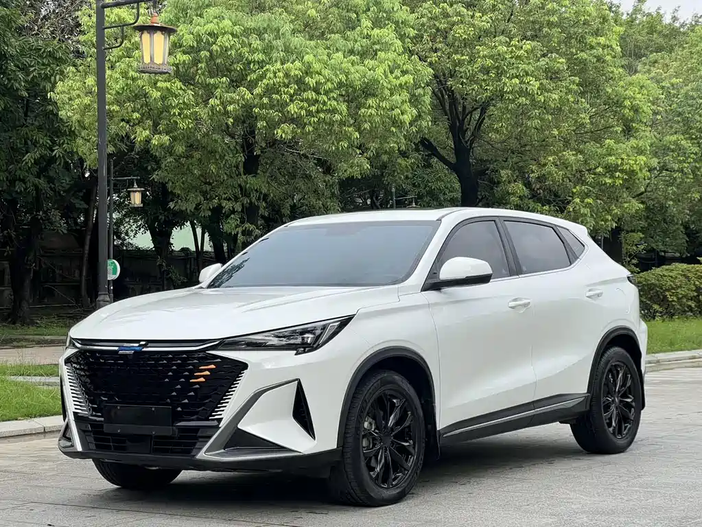 Changan Auchan X5 PLUS 2023 1.5T DCT Pioneer Rhythm Version