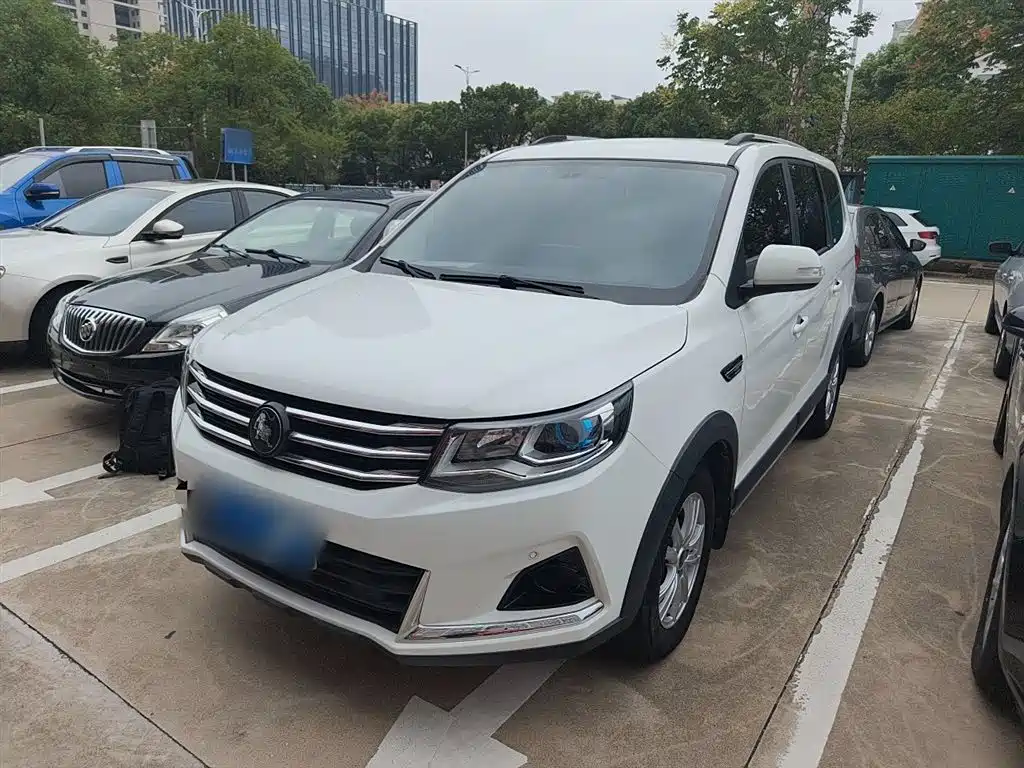 Popular SX6 2022 1.6L manual comfort type