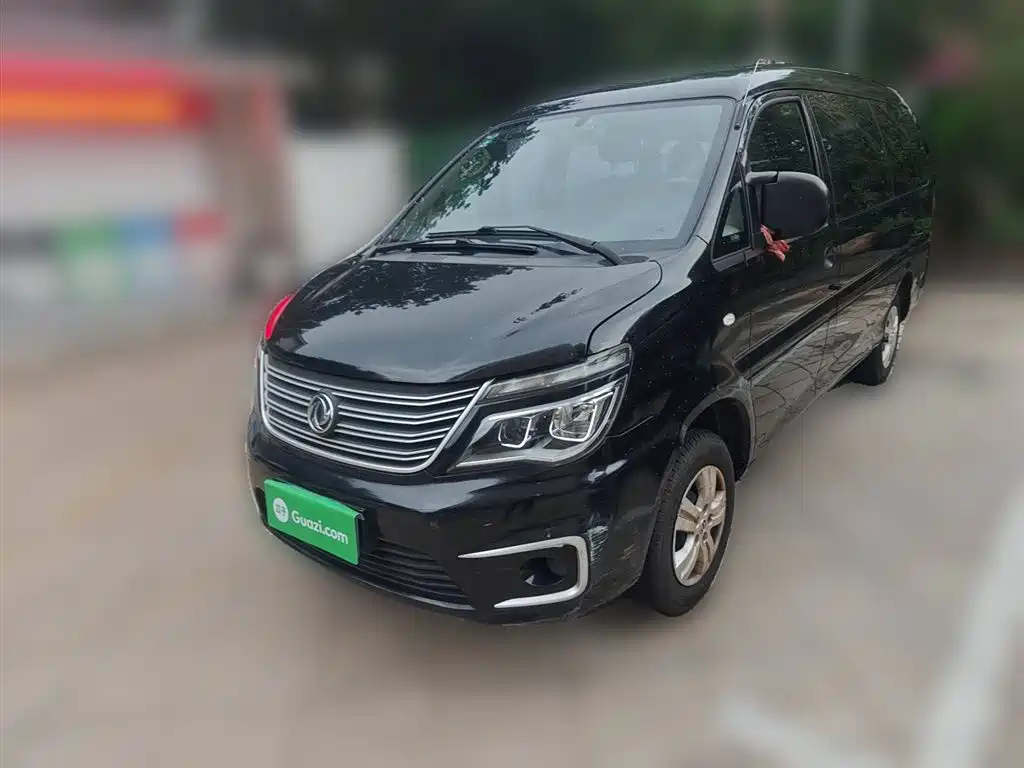 Lingzhi 2019 facelift M5L 1.6L 7-seater basic country VI
