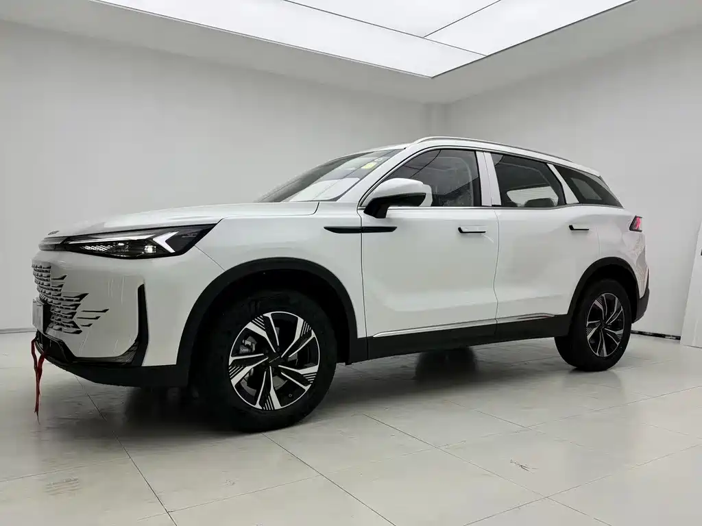 Beijing X7 2023 модель 1.5 TD DCT Премиум + версия