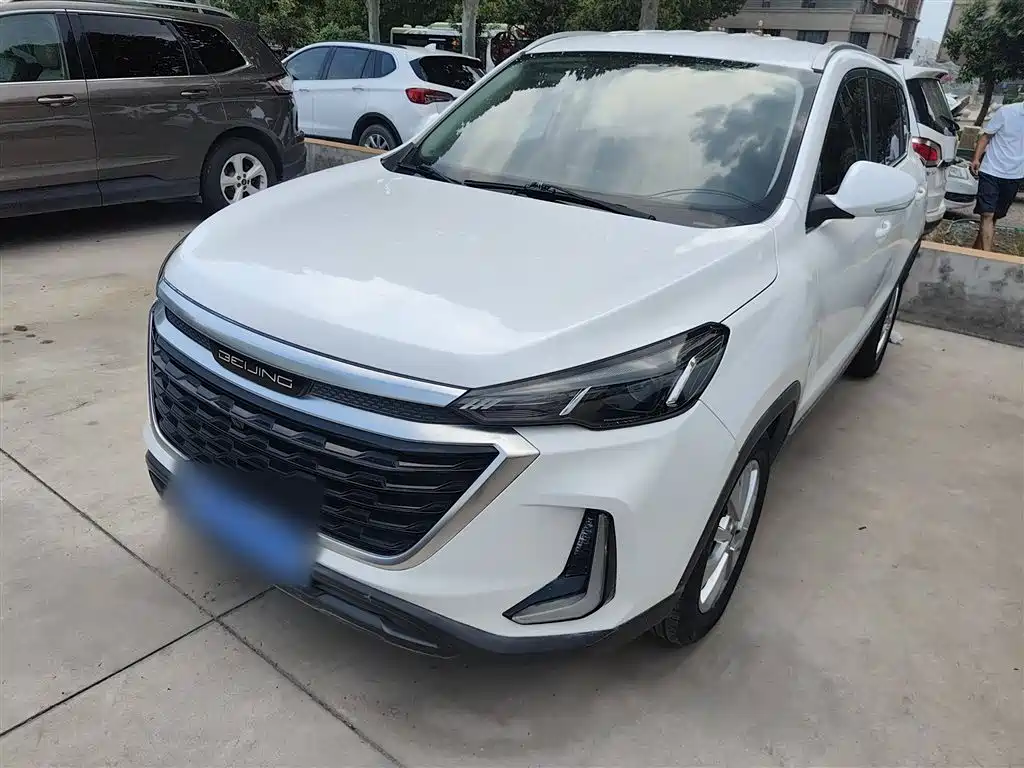 Beijing X3 2019 1.5T CVT Glory Edition