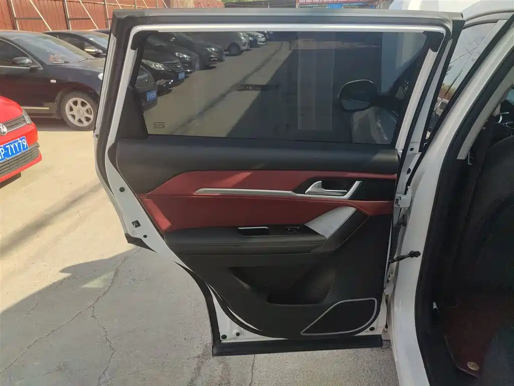 Фото машины 28