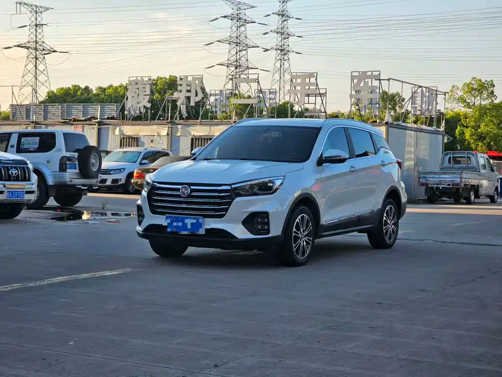 Hanteng X5 2020 1,5-тонный автоматический роскошный 5-местный автомобиль