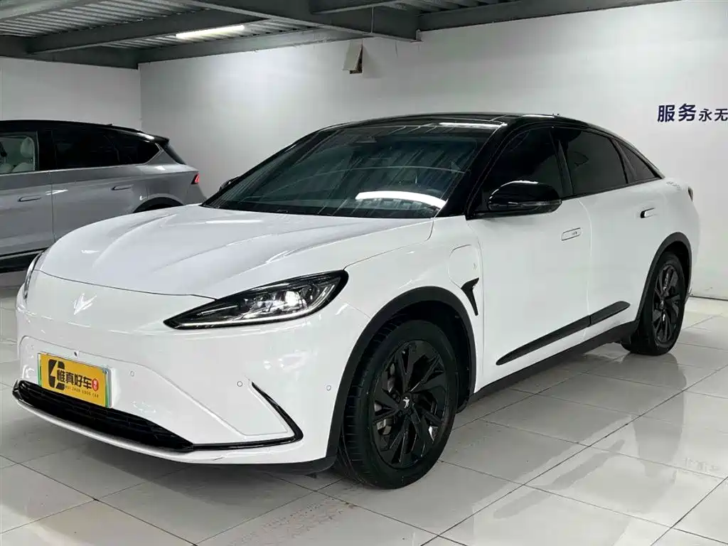 Polar Fox Alpha S 2023 модель 735E+ Лесная версия мощностью 160 кВт