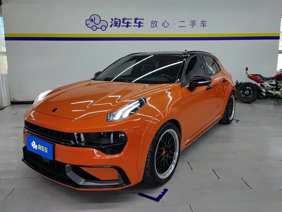 Lynk & Co. 02 Hatchback 2021 Model 2.0 TD Halo