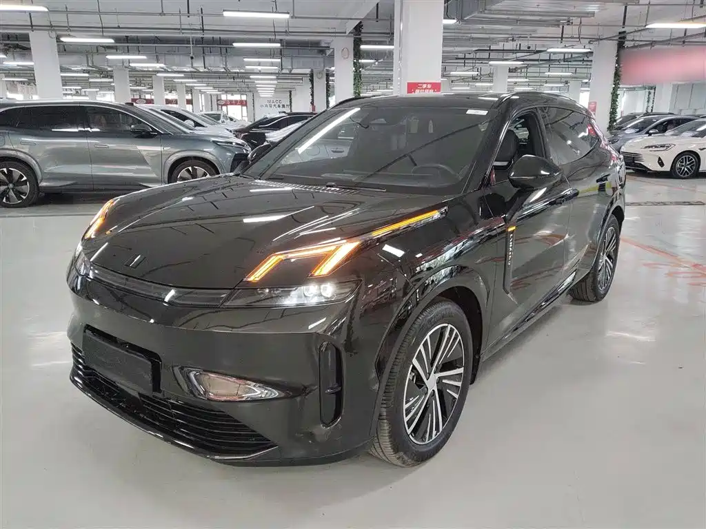 Lynk & Co. 08 EM-P 2023 model 120km long battery life Halo