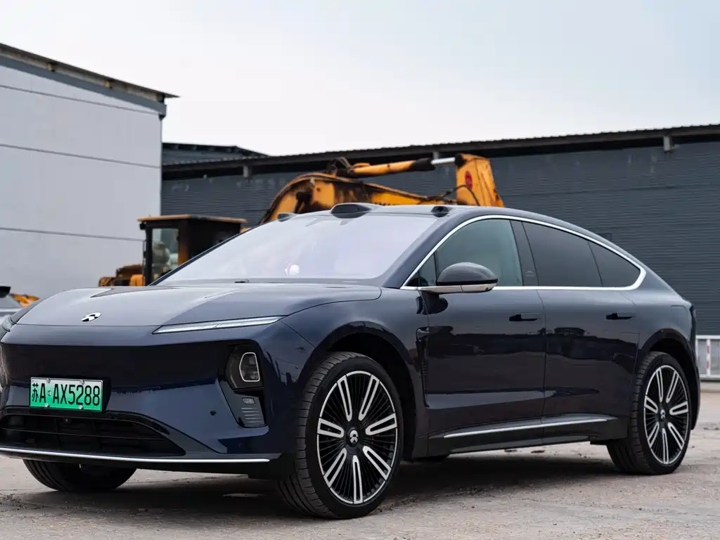 Nio ET9 2025 мощностью 102 кВт*ч - первая ограниченная серия
