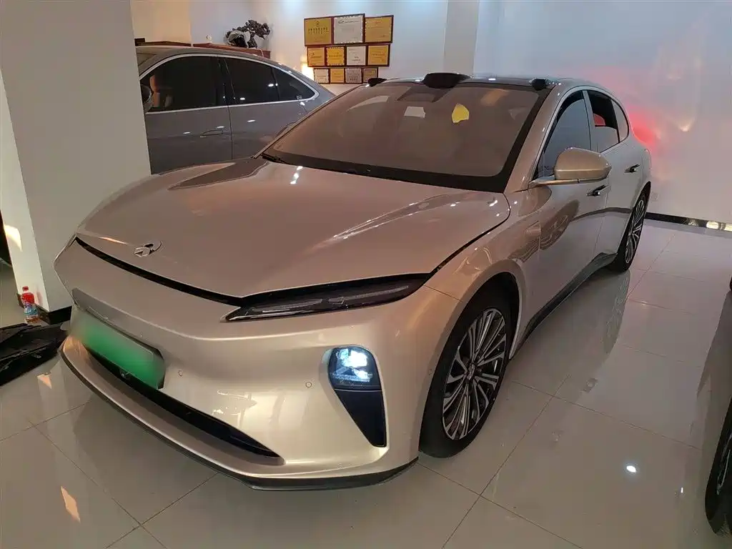Nio ET5T 2023 model 75kWh Touring
