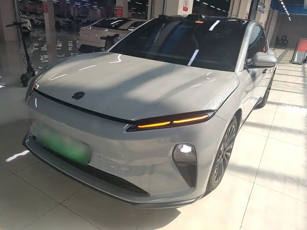 Azera ET5 2022 75kWh