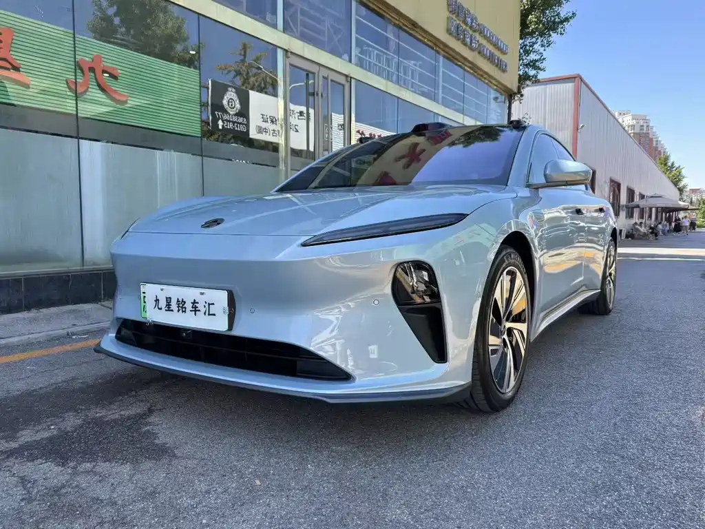 Azera ET5 2022 75kWh