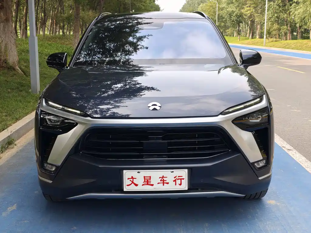 Nio ES8 2020 580KM six-seater version