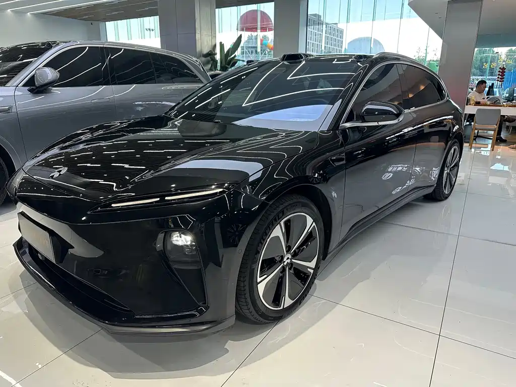 Nio ET5T 2024 model 75kWh Touring