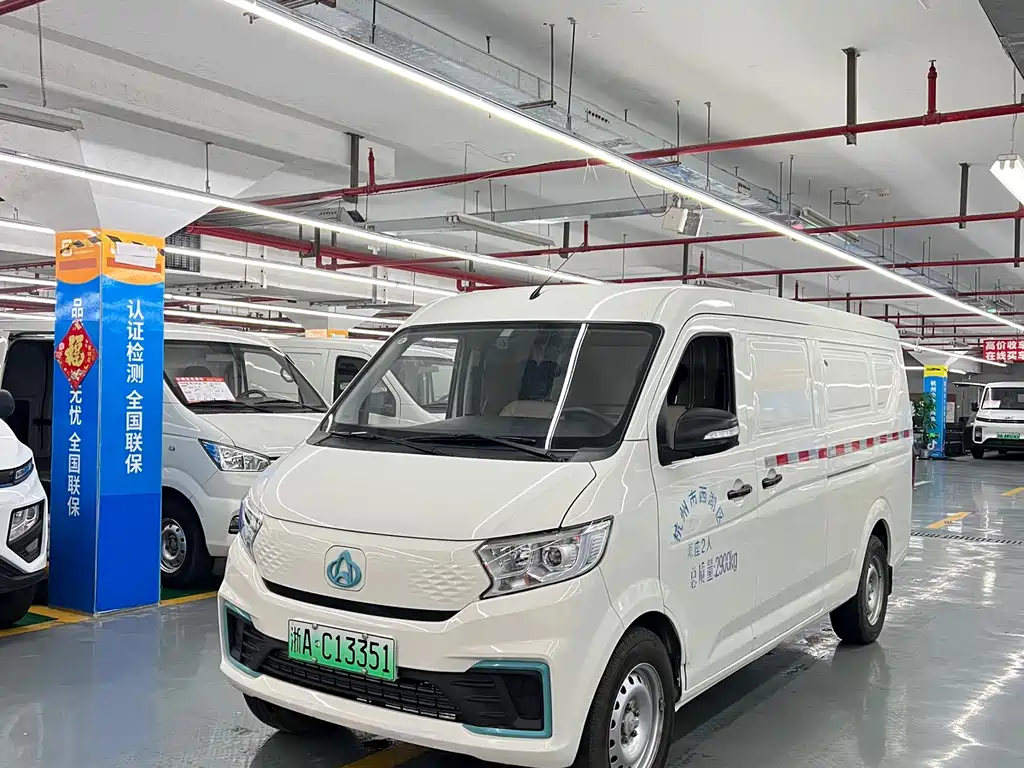 Crossing Star V7 EV 2023 model 250km open door high configuration 2 seats