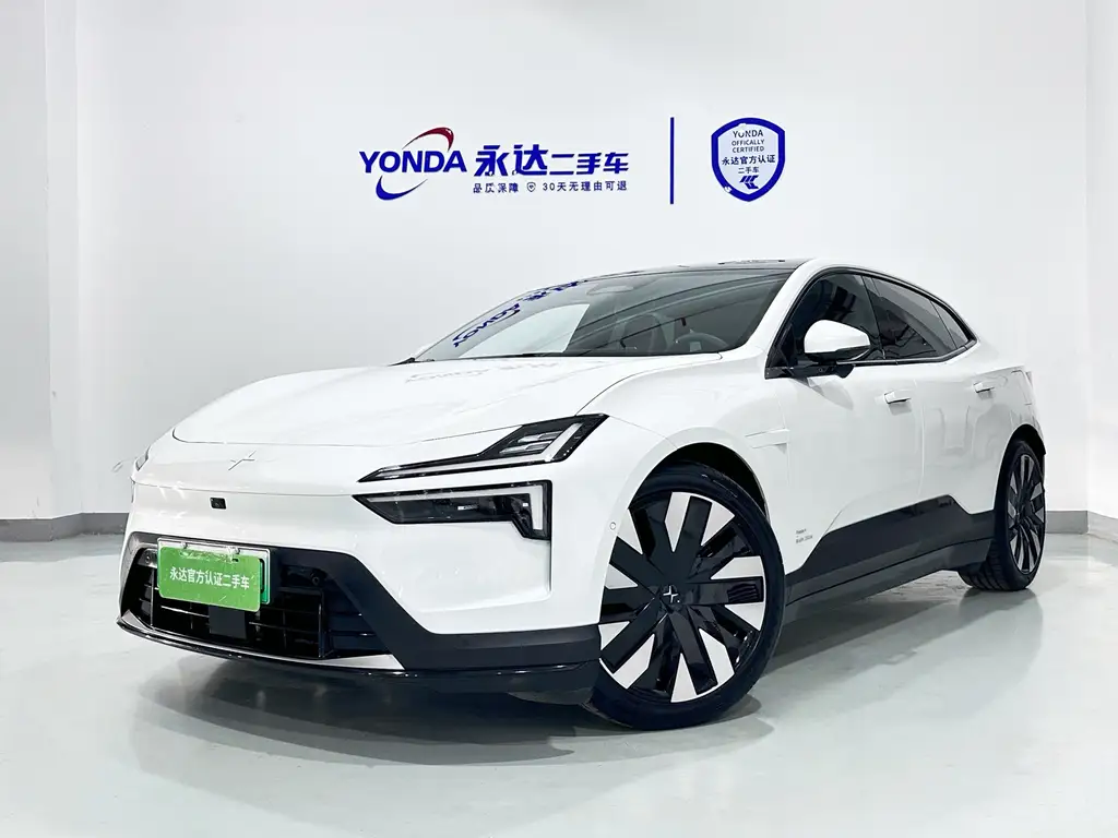 Polestar 4 2024 single motor standard battery life PLUS dual star connected version
