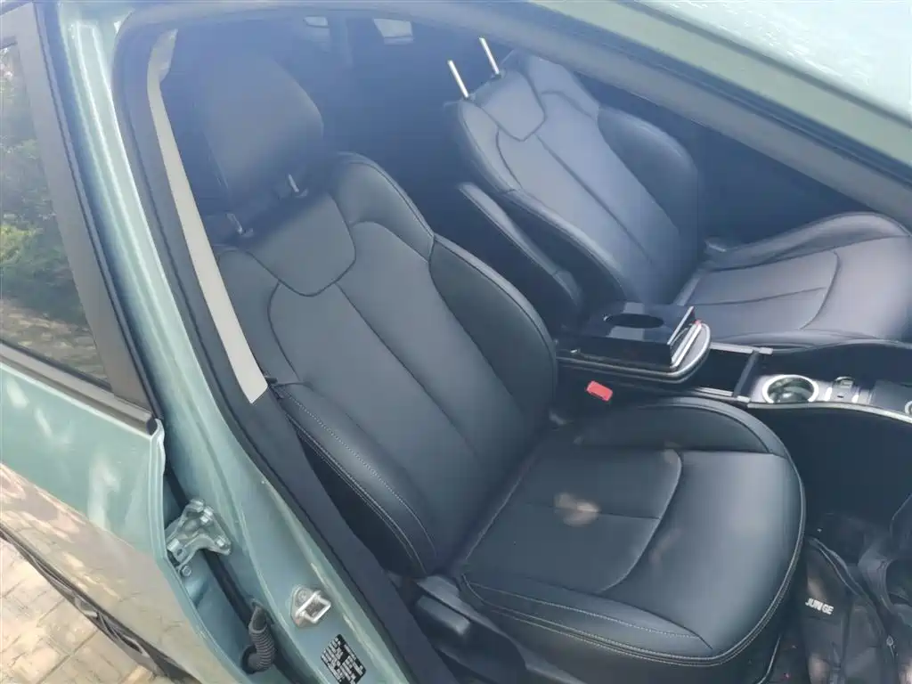 Фото машины 24