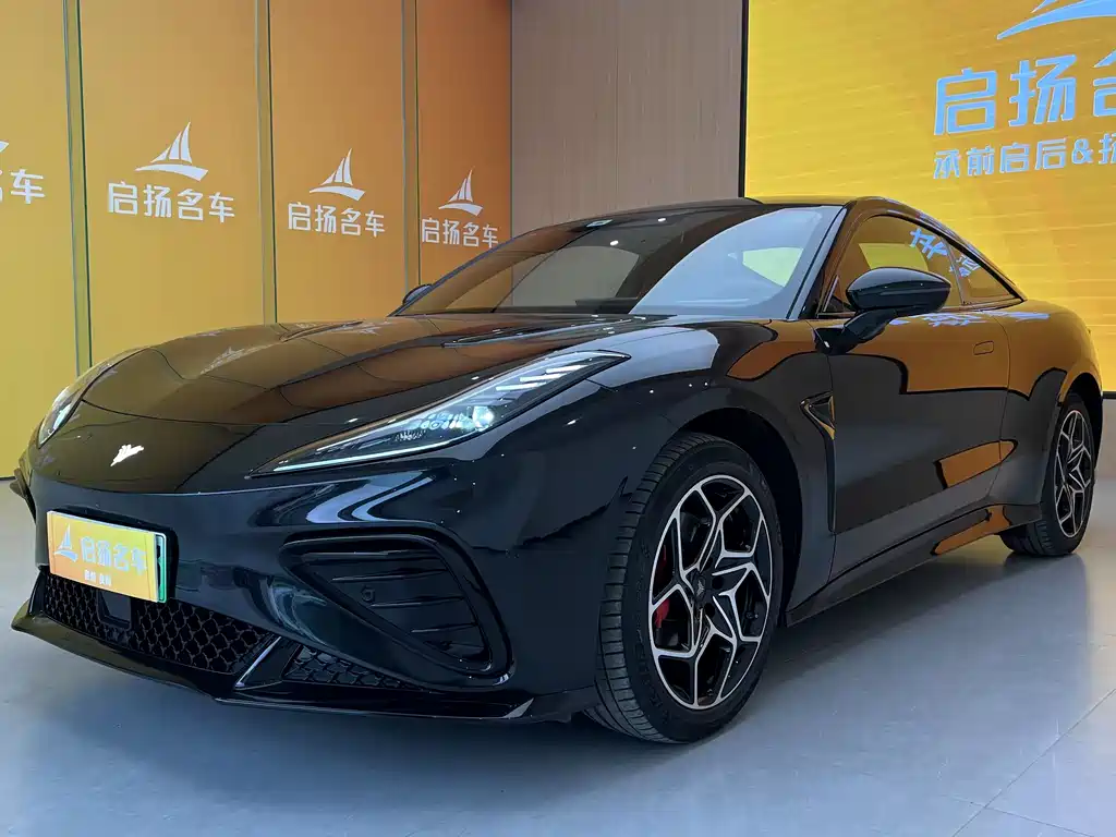 Nezha GT 2023 модель 580 с полным приводом