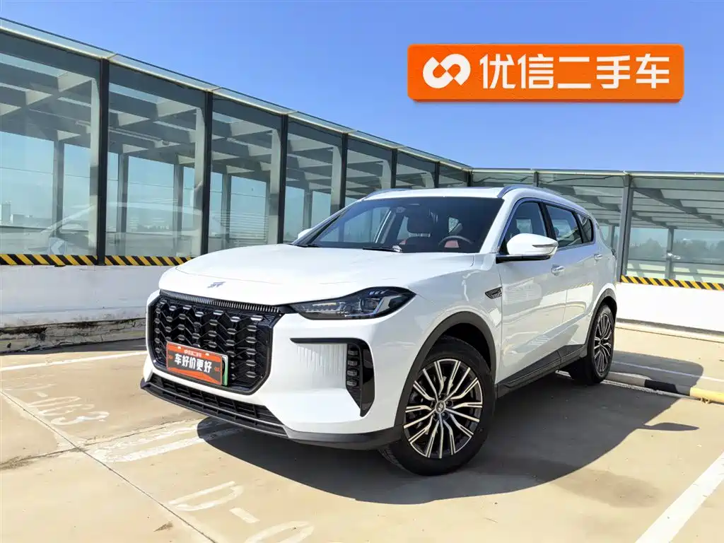 Jietu X70 C-DM 2024 Voyage Edition PRO 5 мест
