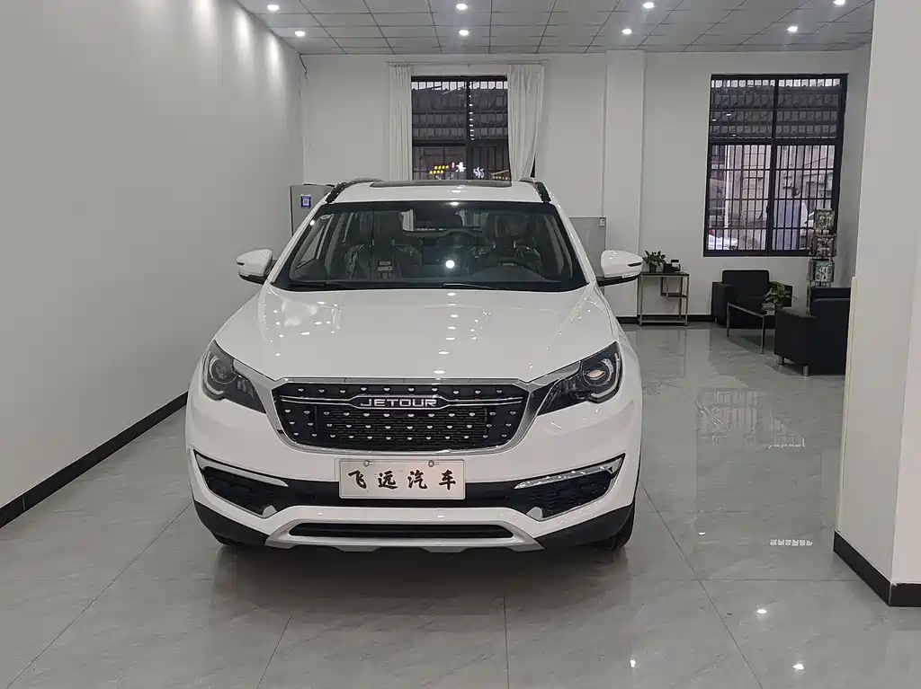Jietu X70 2024 1.5T DCT Glory PRO 5 seats