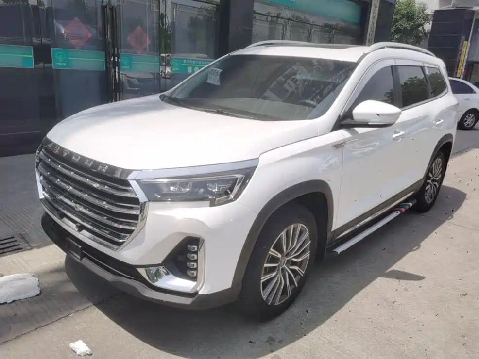 Jietu X90 PLUS 2023 model facelift 1.6 TD DCT villa 7 seats