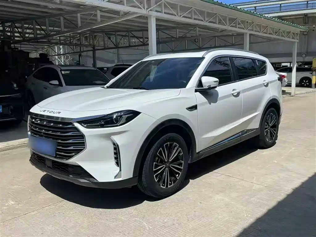 Jietu X70 PLUS 2021 facelift 1.5 T DCT Mountain PRO 7 seats