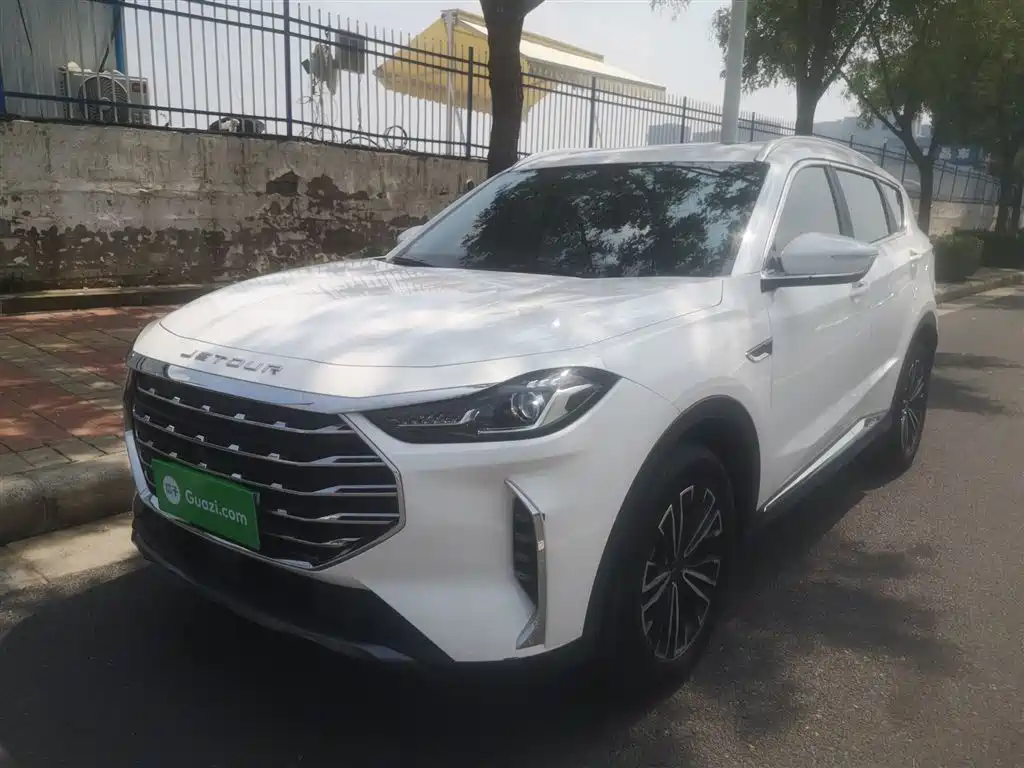 Jietu X70 PLUS 2021 facelift 1.5 T DCT Mountain PRO 5 seats