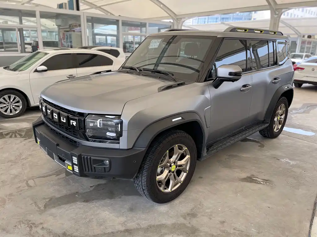 Jet Traveler 2023 2.0T с полным приводом Conquest PRO