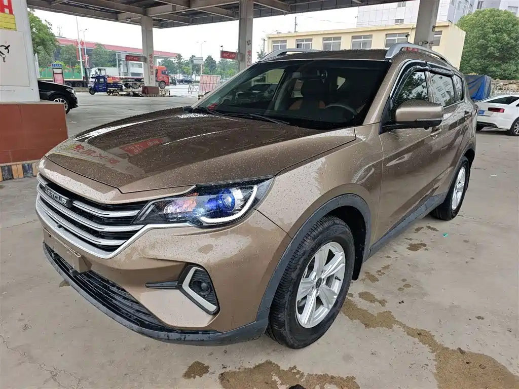 Jietu X70M 2021 1.5T manual Urban Partner type 7-seater