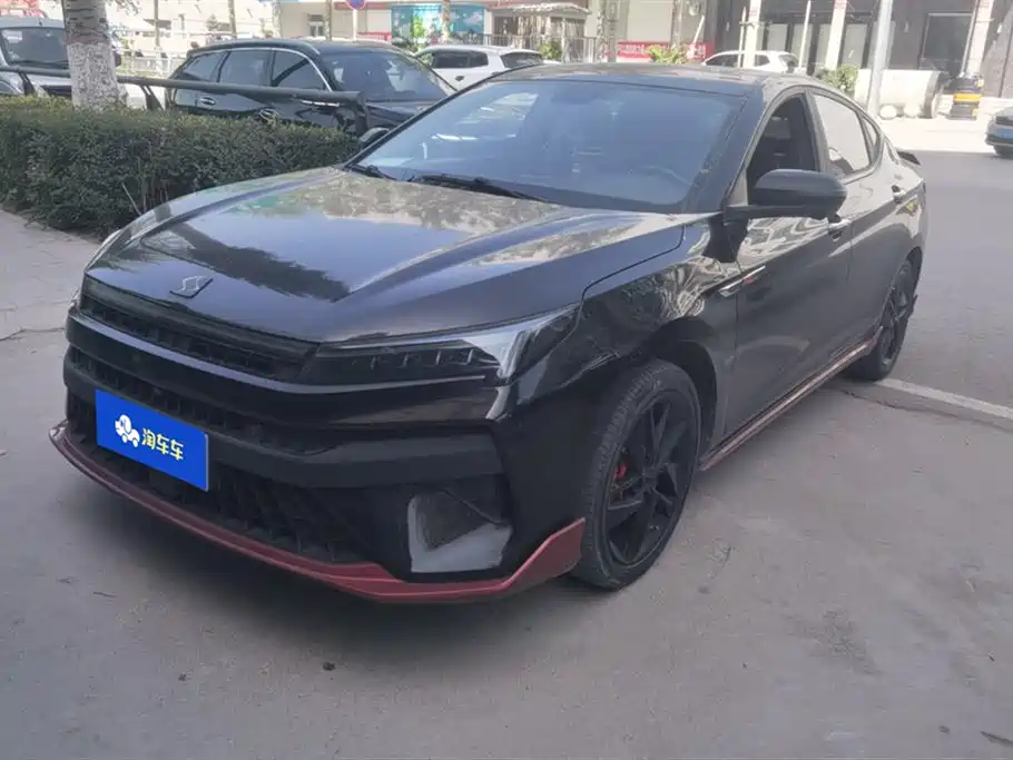 Si Haoyao 2021 1.5 TGDI DCT Lightning RACE Edition - Гоночный автомобиль серии Lightning RACE 2021.