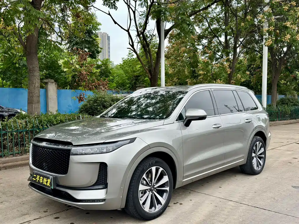 Ideal ONE 2020 Extended Range 6-Seater
