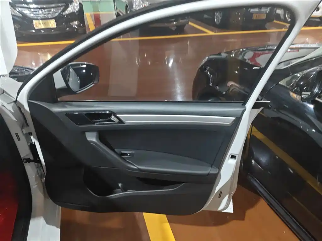 Фото машины 25