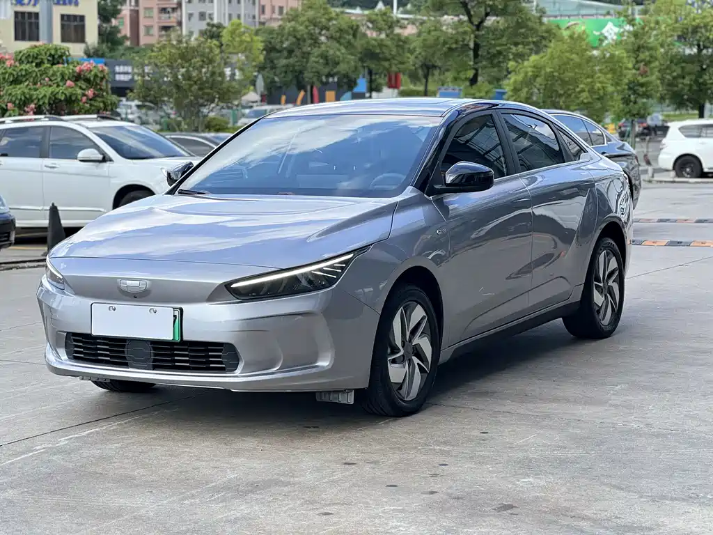 Geely Geometry A 2022 Pro 600KM Red Apple Plus