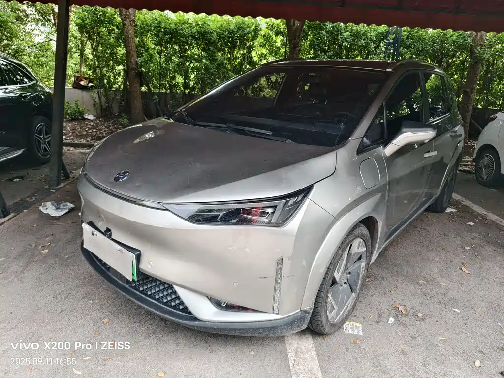 Hechuang Z03 2022 модель 620 км, модная крутая версия, 160 кВт, 76,8 кВтч