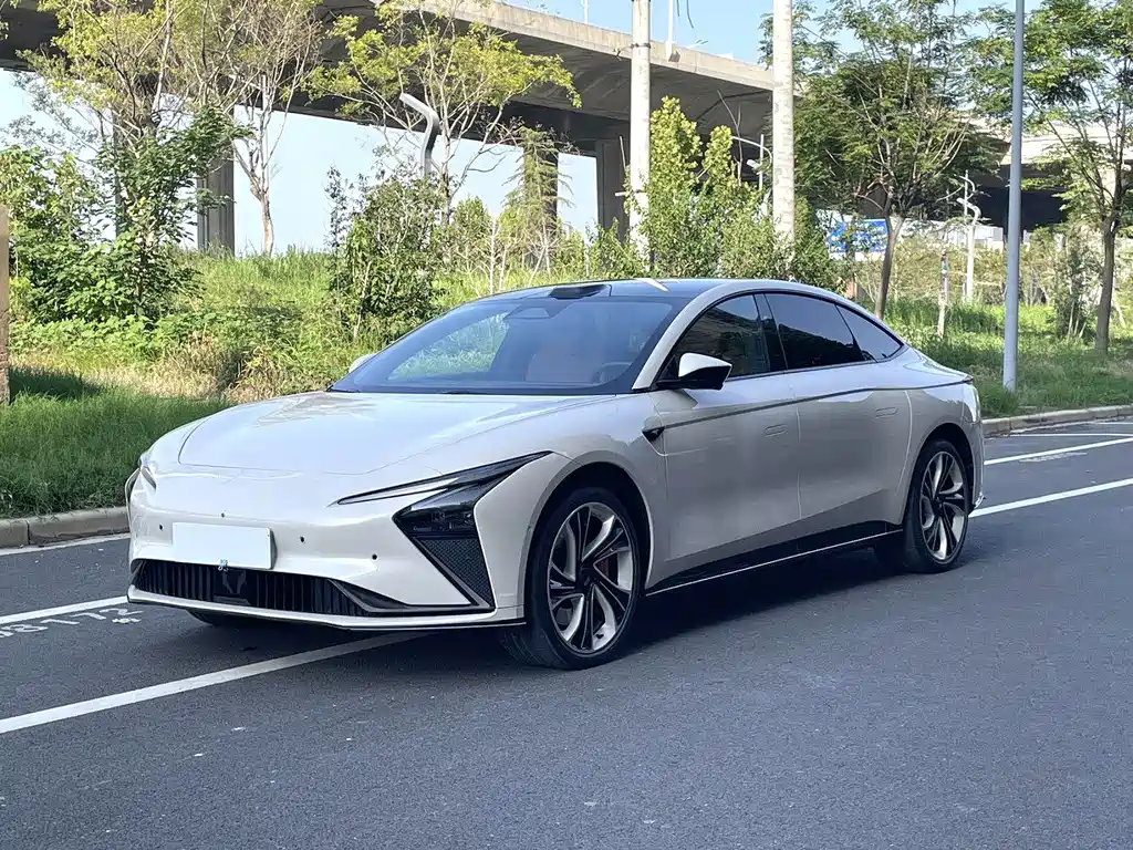 Jiji L7 2022 Angel Wheel Edition
