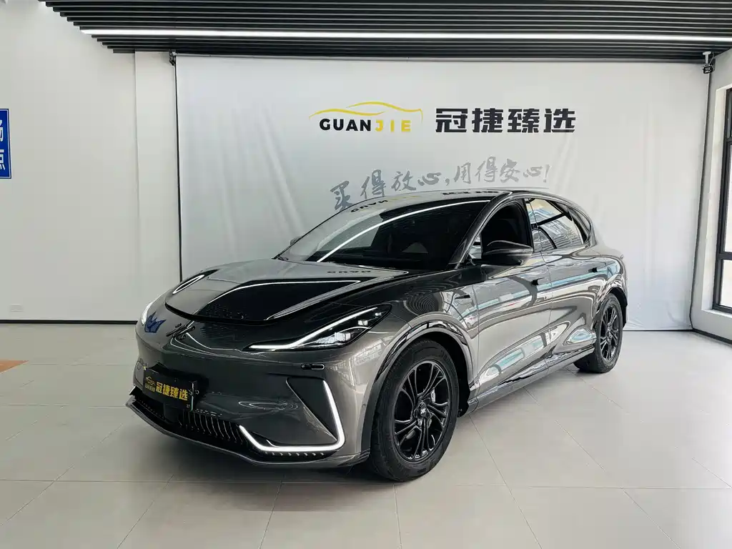 Заднеприводная версия Zhiji LS7 2023 мощностью 90 кВт/ч Elite