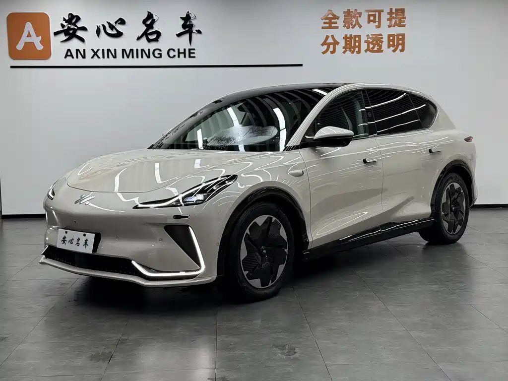 Полноприводная версия Zhiji LS7 2023 мощностью 90 кВт*ч Elite