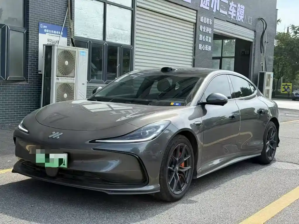 Zhiji L6 2024 Max Стандартное издание