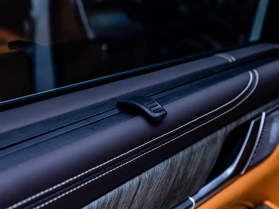 Фото машины 30