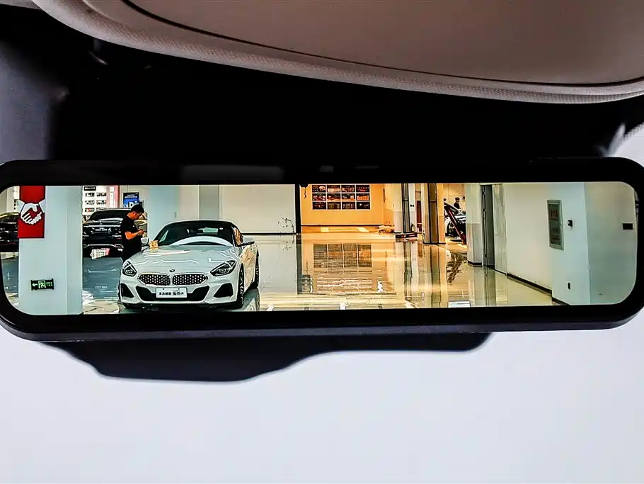 Фото машины 32