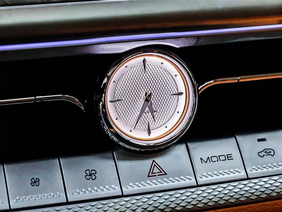 Фото машины 24