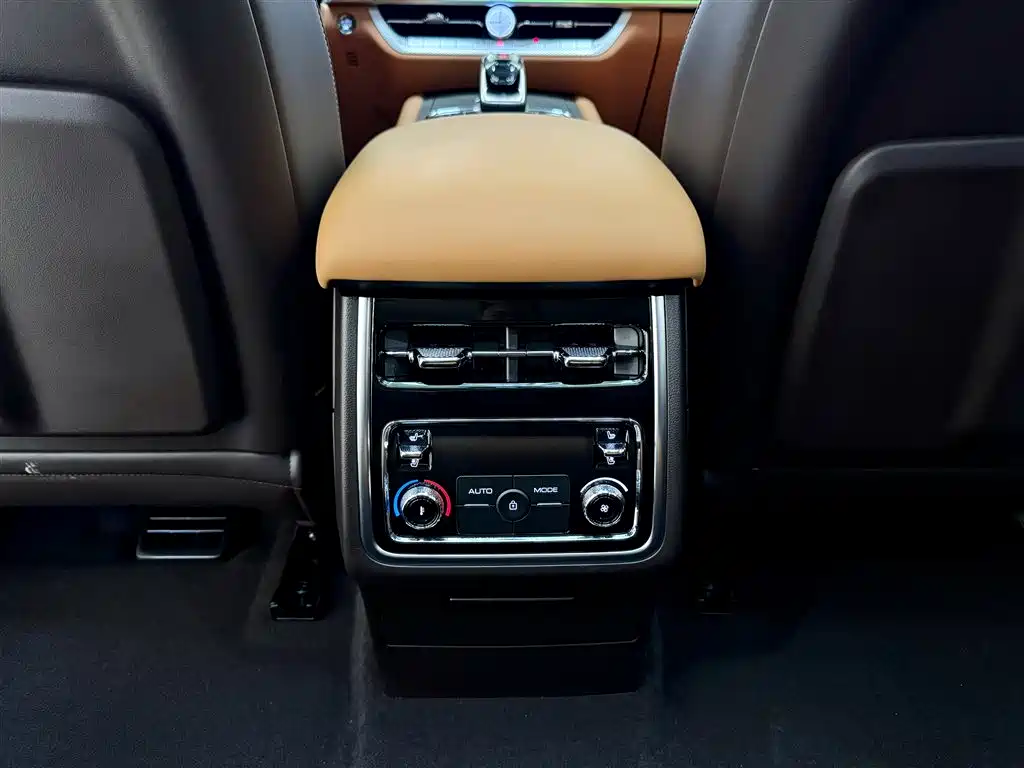 Фото машины 24