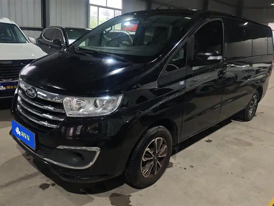 Ruifeng M3 2019 PLUS Ikea version 1.8 L luxury 9-seater
