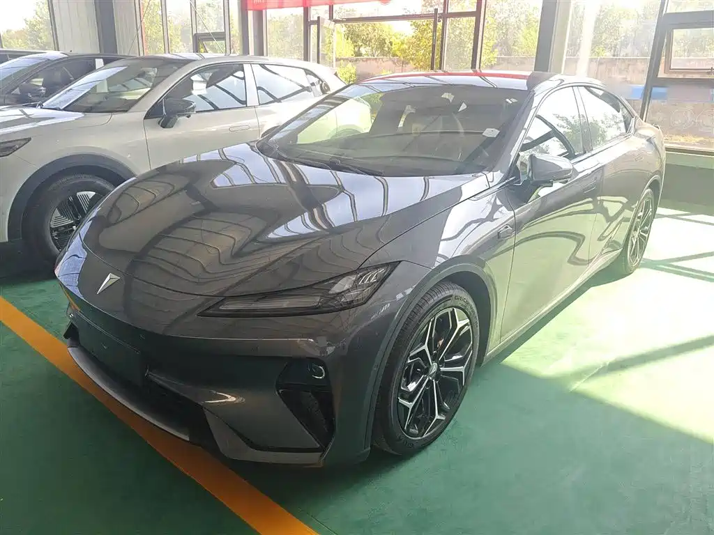 Темно-синий L07 2024 230Max Qiankun Smart Driving ADS SE расширенной версии