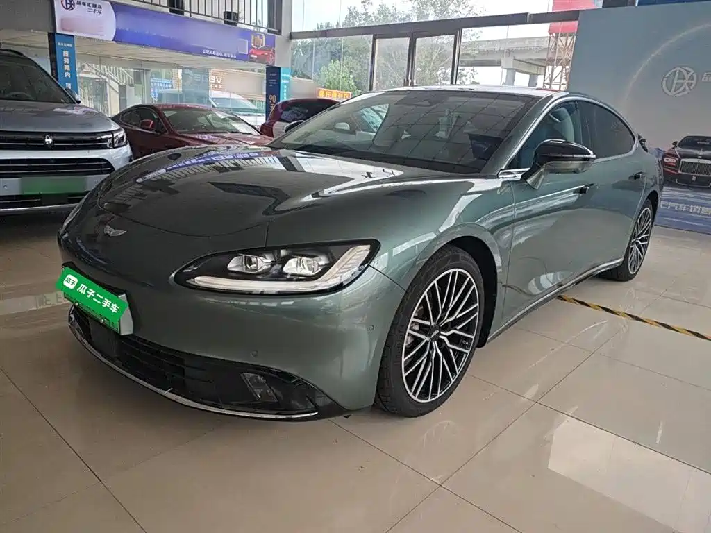 Yuanhang Y6 2024 720 км с задним приводом Премиум-класса