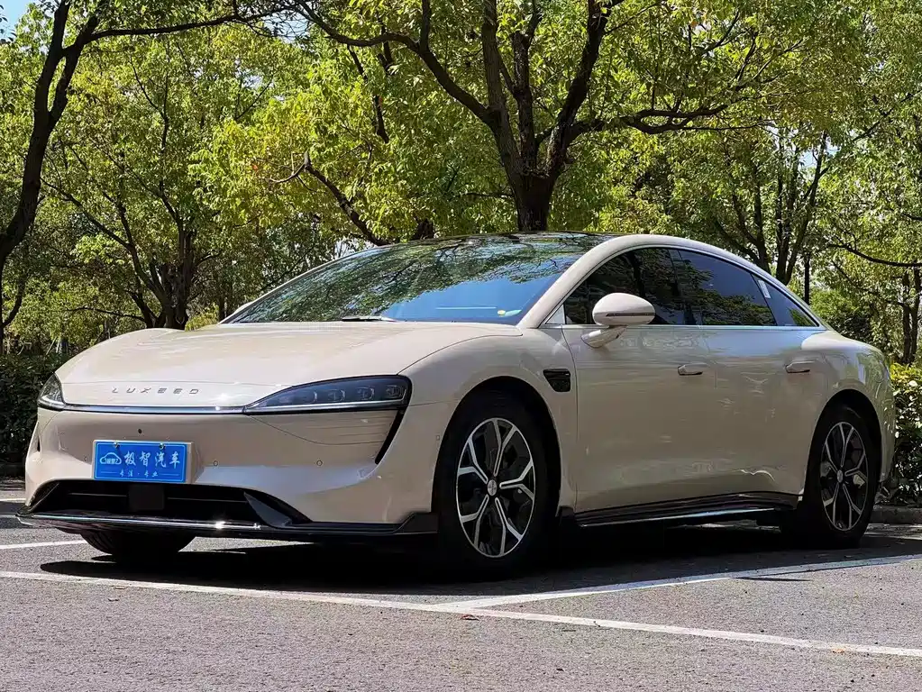 Zhijie S7 2025 705 км Pro