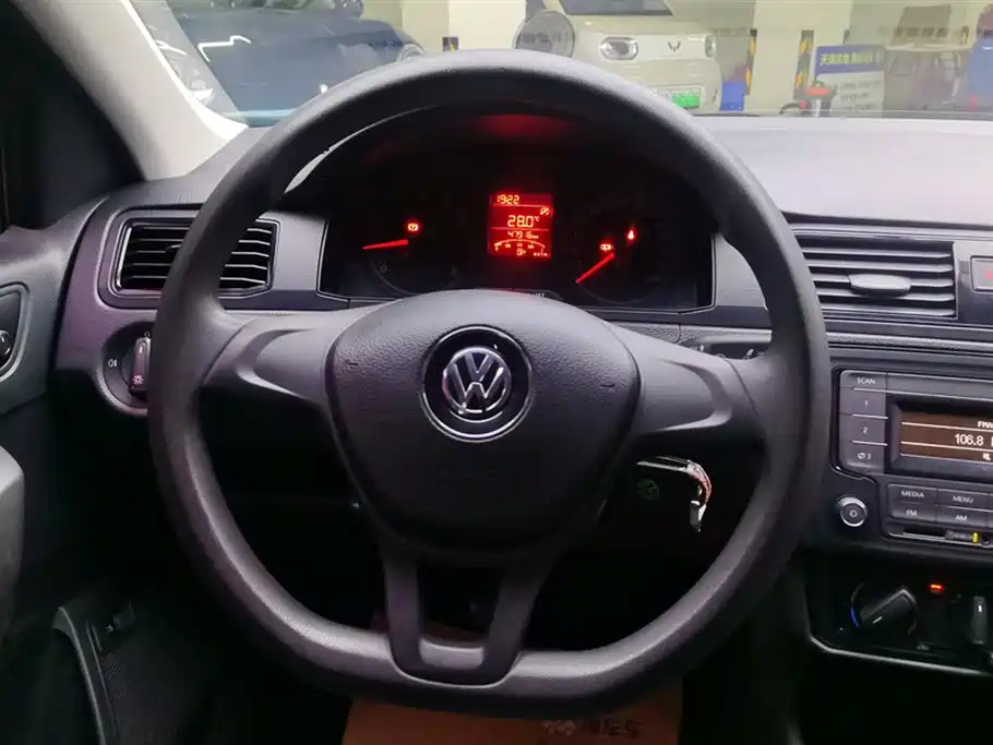 Santana 2019 1.5L manual Fashion version Country VI