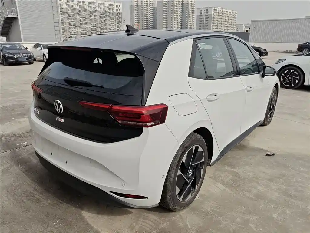 Volkswagen ID.3 2025 Smart Models Extremely Smart Oxygen Version