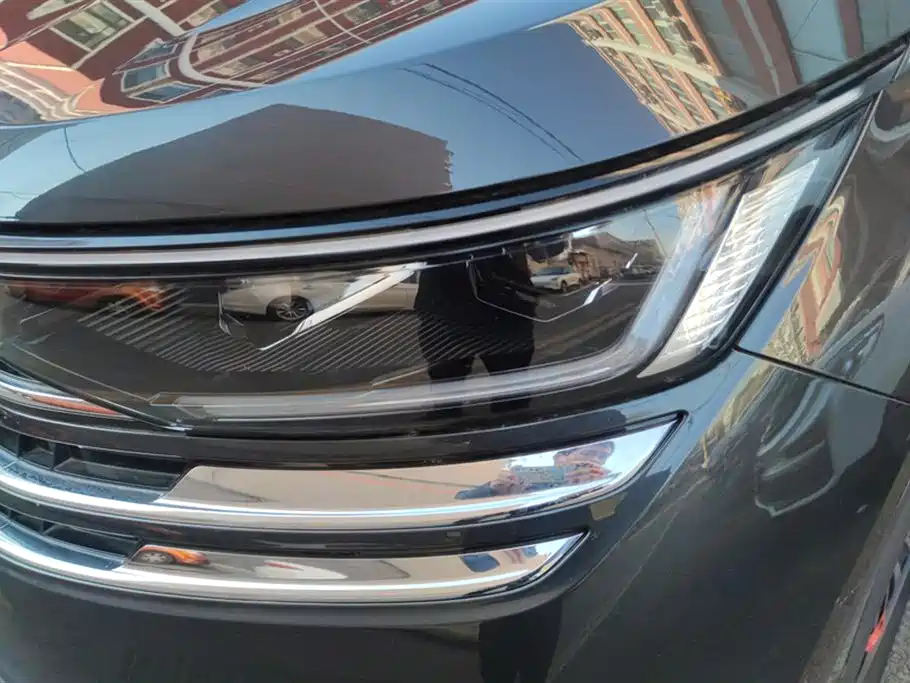 Range Rover 2023 330TSI Luxury Touring Edition